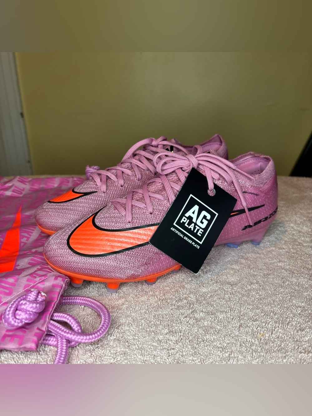 Nike Mercurial Vapor 16 Elite Magic Flamingo FQ1457-600 Mens 6.5 / Women’s 8